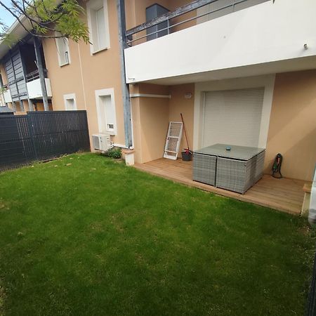 T2 Avec Jardin Proche Aeroport, Airbus, Meet Apartment Daux Екстериор снимка