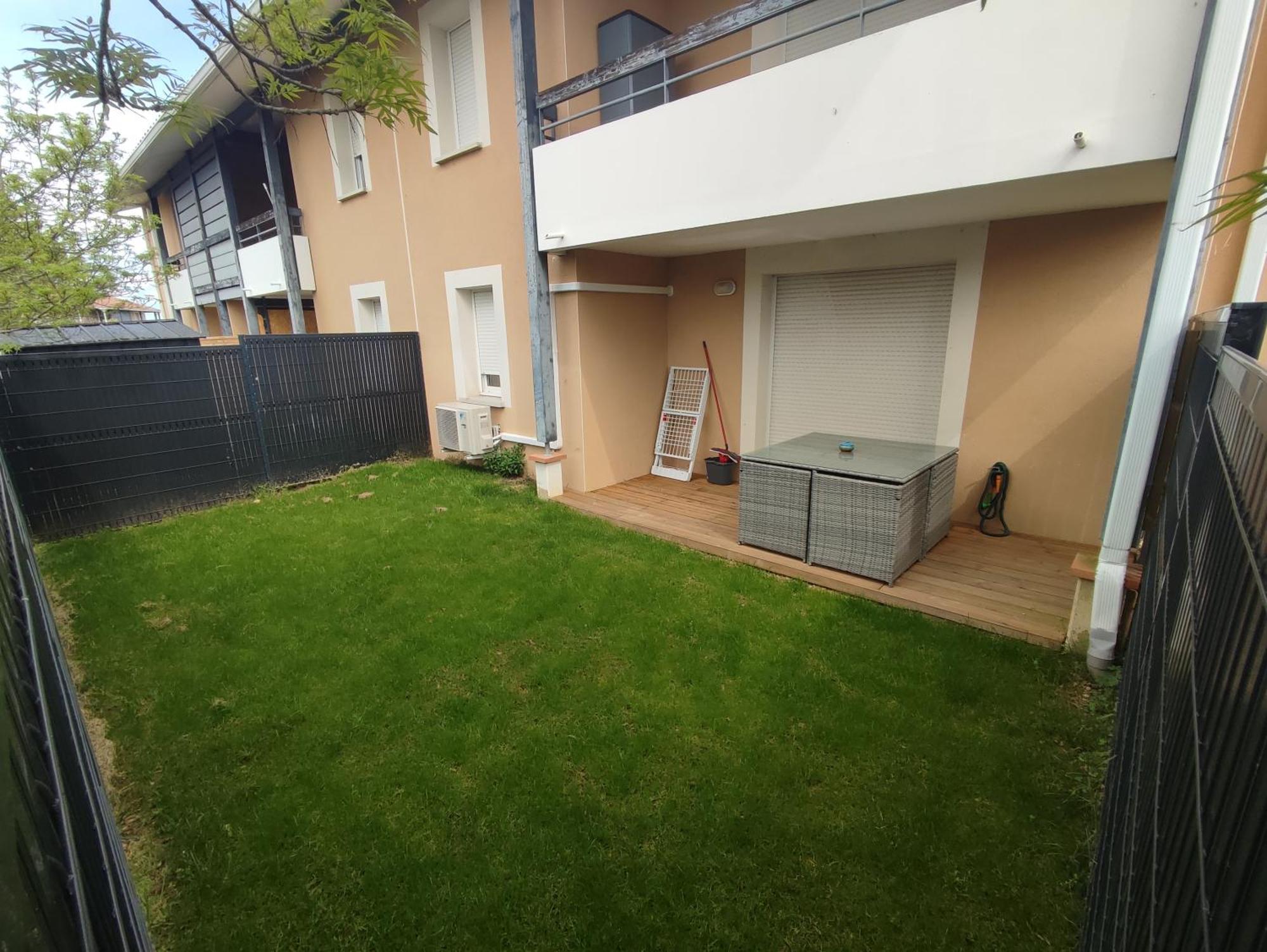T2 Avec Jardin Proche Aeroport, Airbus, Meet Apartment Daux Екстериор снимка
